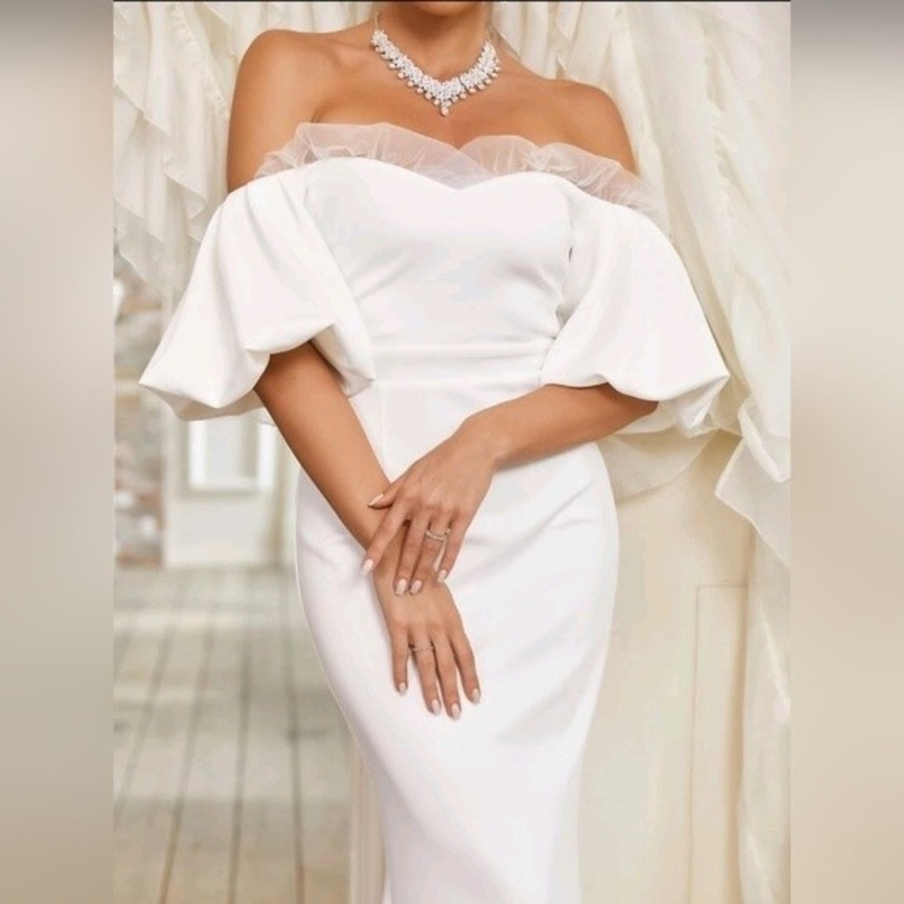 Off Shoulder Contrast Mesh Mermaid Hem Women's Wedding Dress - Picture 3 of 7
